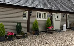 3 Bedroom 5* Barn Conversion Cotswolds